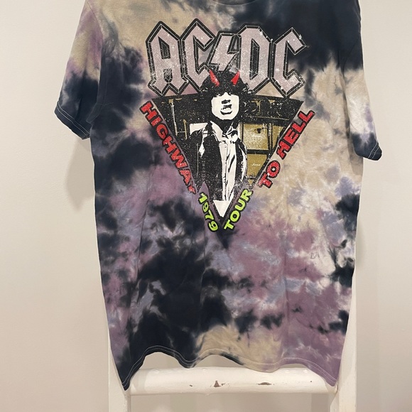 ACDC Tie Dye Band Tee / NWOT - Picture 2 of 5